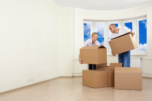 Efficient mobile self storage service for local residents